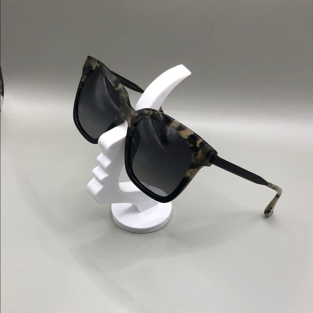 Diff Eyewear Bella Polarized Sunglasses Tortoise Black Fade Semi Oversized.